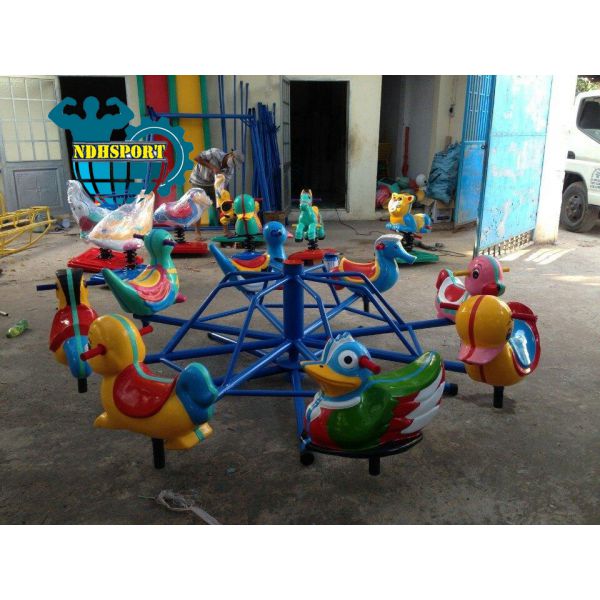 ĐU QUAY TRÒN 8 CON THÚ ĐQ003